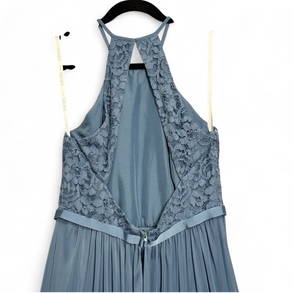 Elegant Blue Lace Halter Dress - Picture 6 of 15